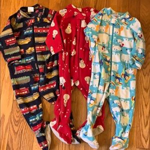 Set of three Hanna Andersson fleece footy pajamas